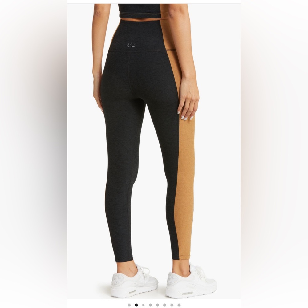 NWT Beyond Yoga Space Dye Colorblock Leggings Size XS - Picture 2 of 6